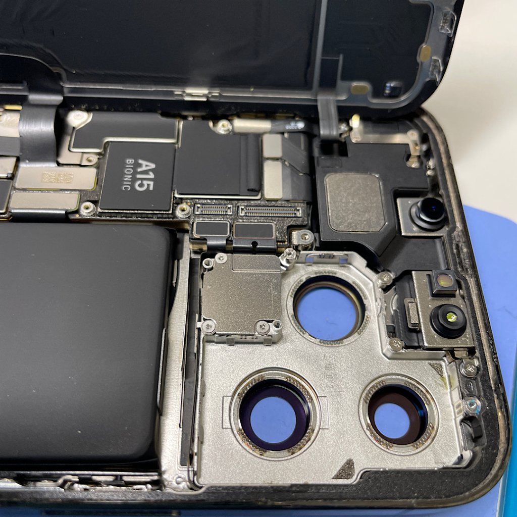 iPhone 14Pro カメラ異音 アウトカメラ交換修理| 取手市井野団地| カメラ交換もご予約で即日お渡しで修理対応しております‼︎
