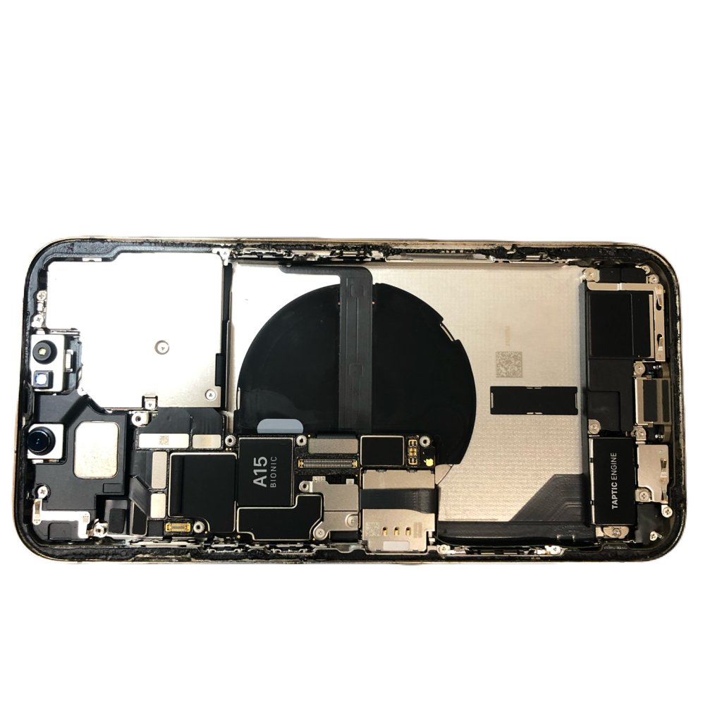 iPhone 13Pro ◎バッテリー交換 ¥8,980- ●東京都あきる野市からお越しのお客様