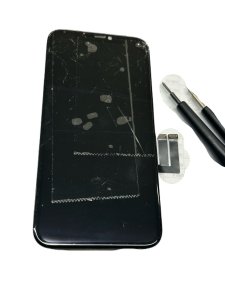 iPhone 11 ◎フロントパネル交換 ¥7,980-  ●埼玉県入間市鍵山からお越しのお客様