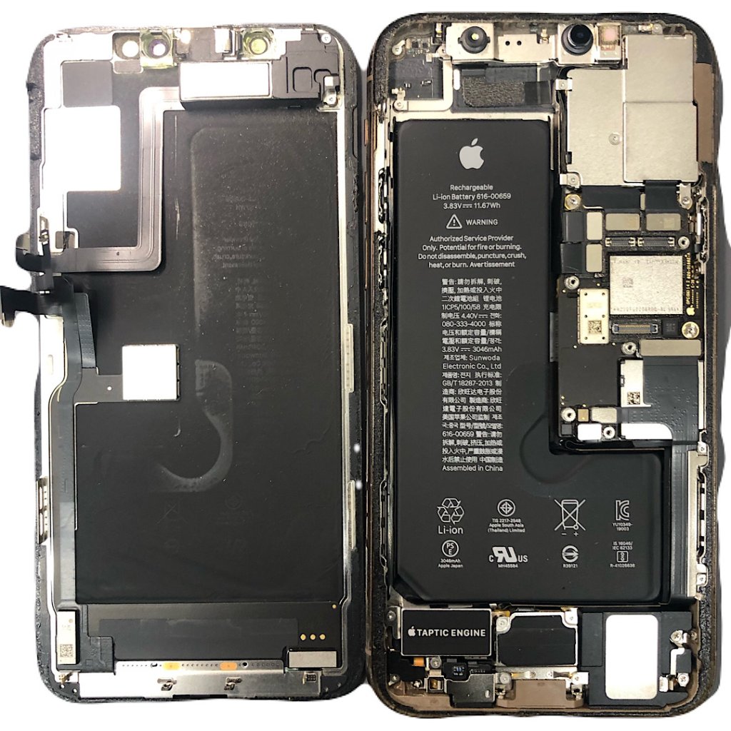 iPhone 11Pro ◎フロントパネル交換 ¥8,980- ●埼玉県入間市春日町からお越しのお客様