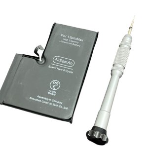 iPhone13ProMax バッテリー交換