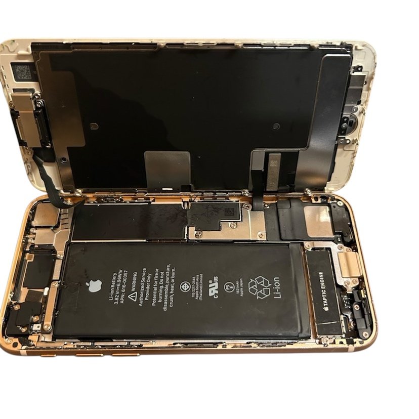 iPhone 8 基板修理