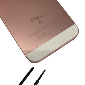 【コードが外れる】iPhoneSE ピンクゴールド ライトニング修理