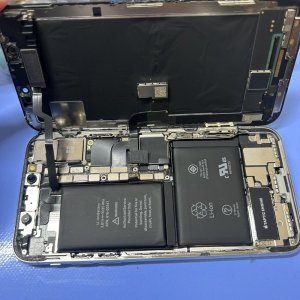【iPhone X バッテリー交換】充電の減りが早い…即日解決!|伊勢崎市宮子町