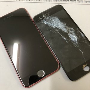 iPhone SE2 パネル交換