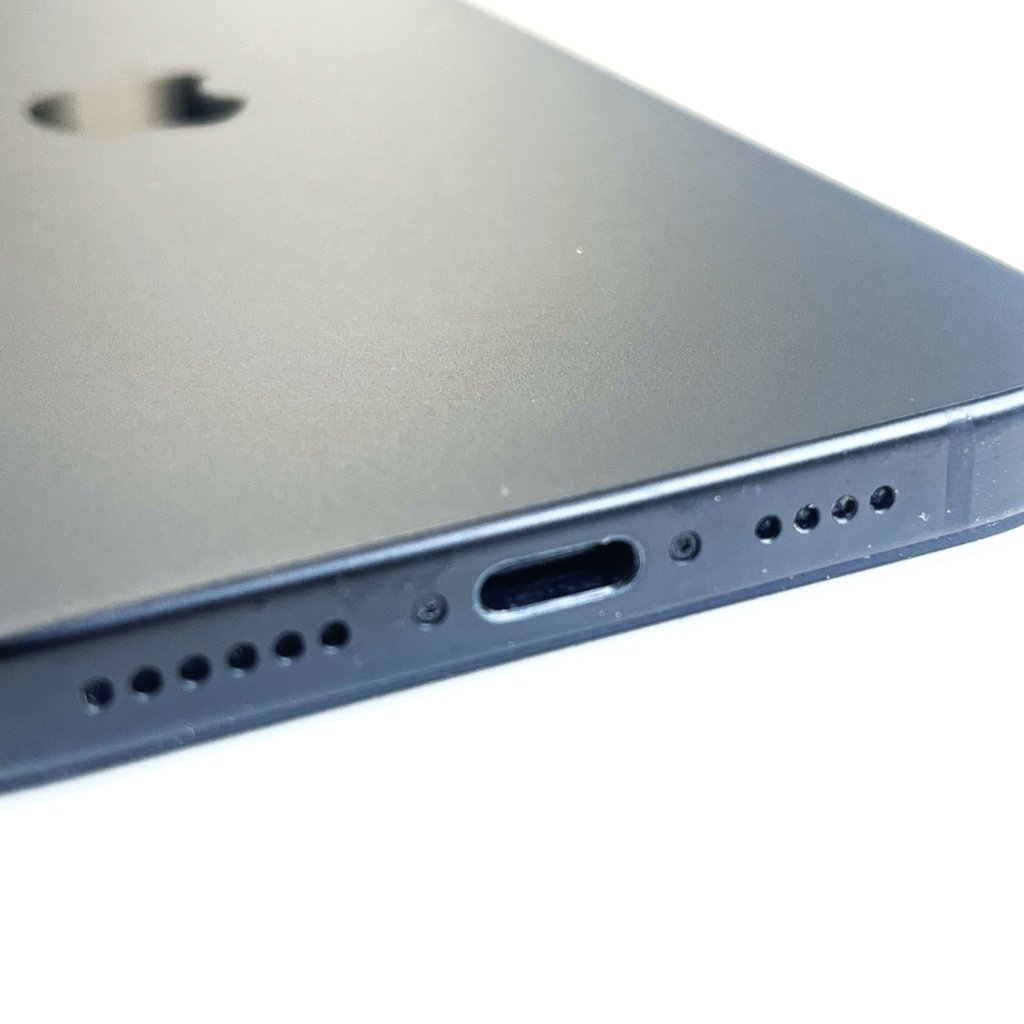 【iPhone15Plus ドックコネクタ修理】接触不良の充電口…ドックコネクタ修理でしっかり復活します!!|高崎市高関町