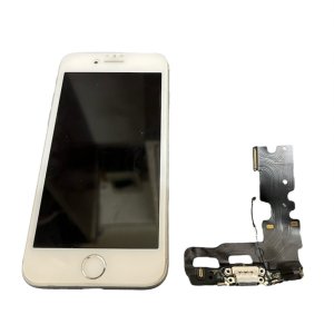 iPhone8 ライトニング交換