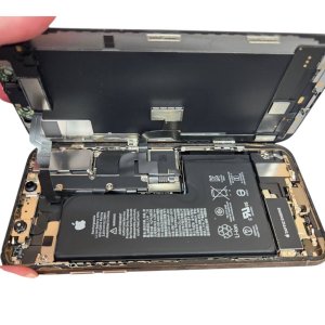 iPhone XS バッテリー交換