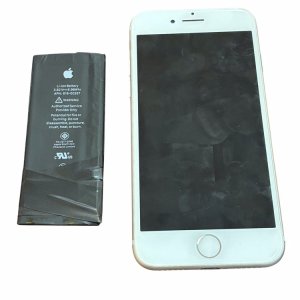 iPhone8 バッテリー交換