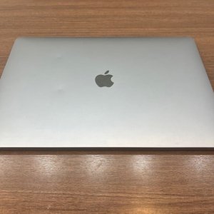 MacBook Pro 2018修理 バッテリー交換|川口市上青木