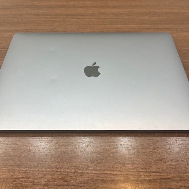 MacBook Pro 2018修理 バッテリー交換|川口市上青木