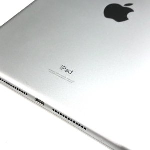 iPad9 【アイパッド9】 コネクタ修理