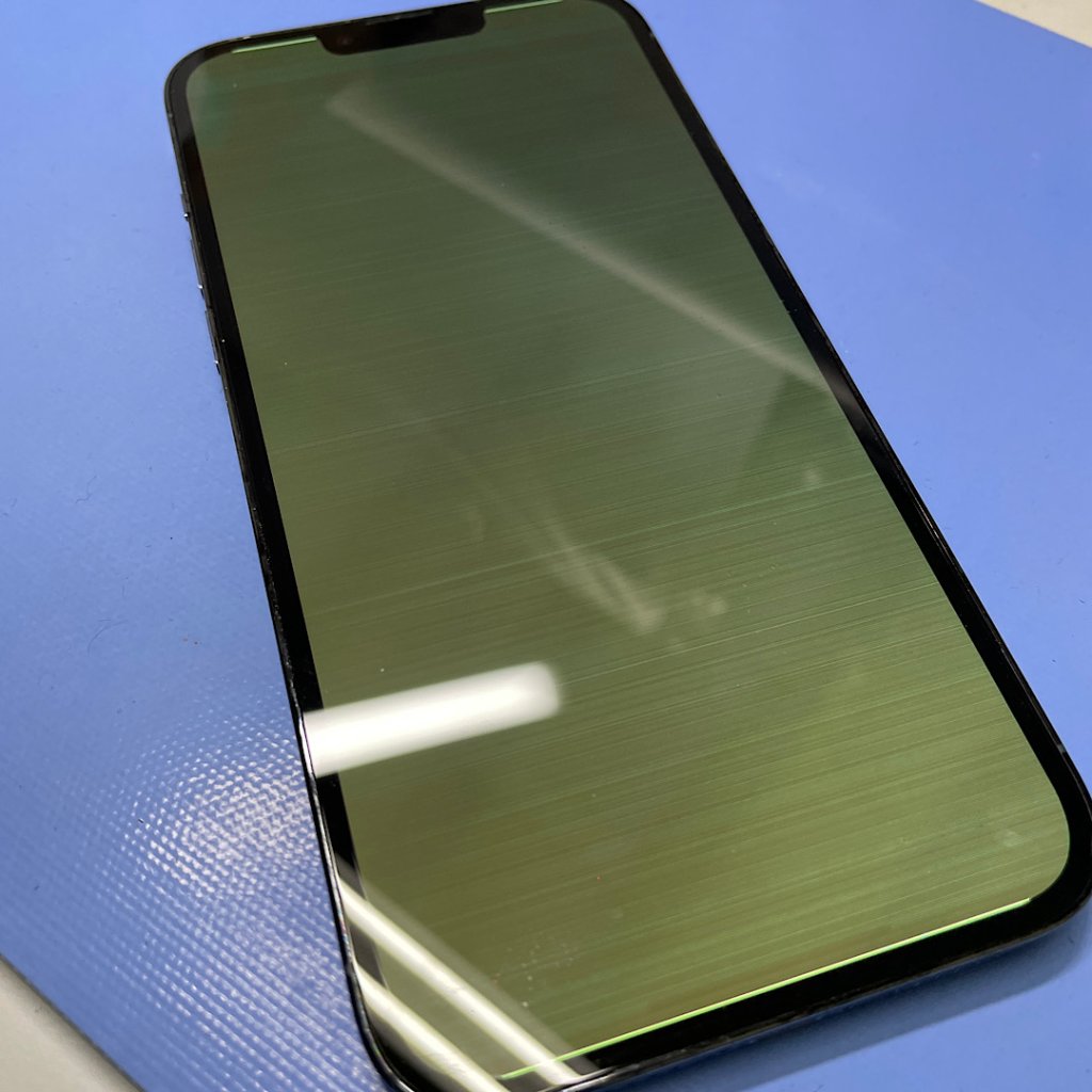 iPhone 13ProMax お風呂で落下 水没修理| 守谷市久保ヶ丘| ご予約無しの飛び込み対応致します!