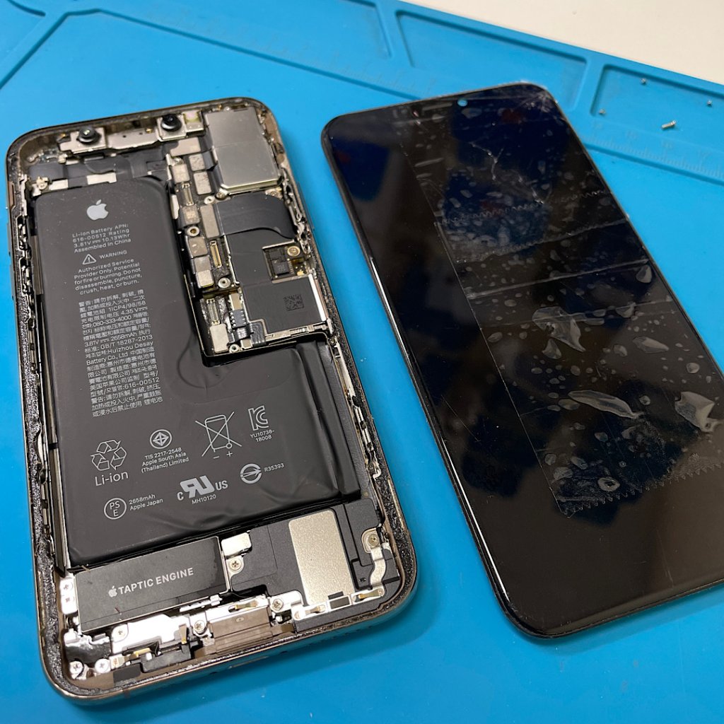 iPhoneXS パネル修理| 龍ケ崎市城ノ内| パネル交換も即日お渡しで修理対応しております‼︎