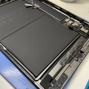 iPad  Air 充電能力低下 バッテリー交換|龍ケ崎市白羽 | iPadもご予約にて即日お渡しで修理対応しております‼︎