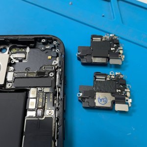 iPhone15pro 通話で異音 イヤースピーカー交換| 龍ケ崎市古城| スピーカーもご予約で即日お渡しで対応しております！