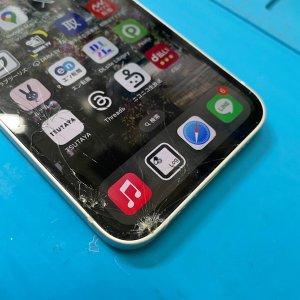 iPhone13mini バイク落下 パネル修理| 我孫子市中里| ガラス交換も即日お渡しで修理対応しております‼︎