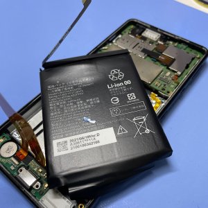 アンドロイド携帯 AQUOS バッテリー交換修理| 常総市| Androidもご予約で即日対応!