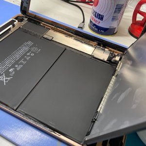 iPad 8 バッテリー交換| 我孫子市湖北台| iPad修理もご予約にて即日対応致します！