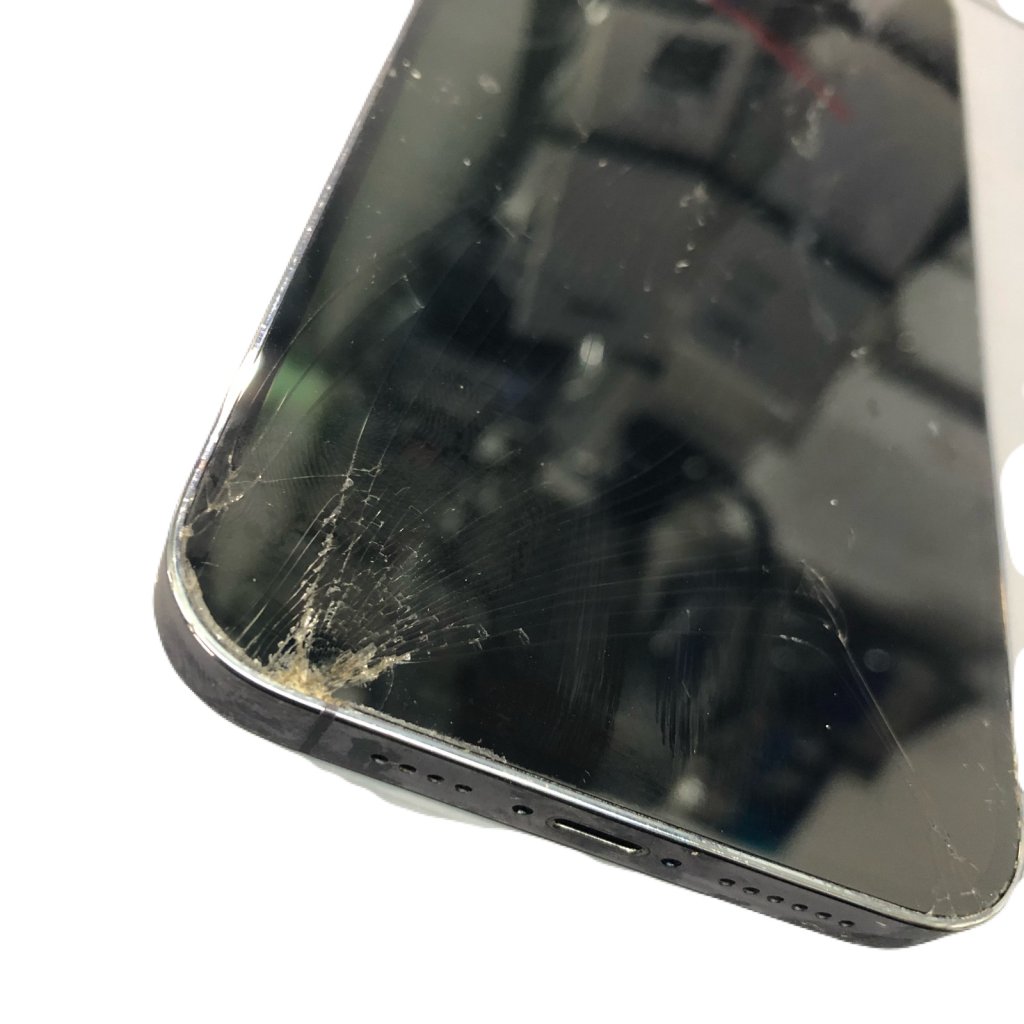 特別フェアー開催中 / ■ iPhone 14ProMax ◎フロントパネル交換 ¥24,980- ●埼玉県狭山市鵜の木からお越しのお客様