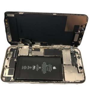 特別フェアー開催中  / ■ iPhone 12 ◎バッテリー交換 ¥6,980-  ●埼玉県狭山市入間川からお越しのお客様