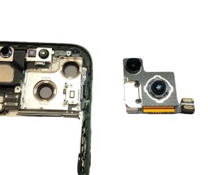 特別フェアー開催中  / ■ iPhone 13 ◎アウトカメラ交換   ●埼玉県狭山市からお越しのお客様