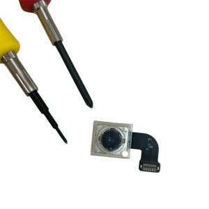 iPhoneSE3 アウトカメラ交換