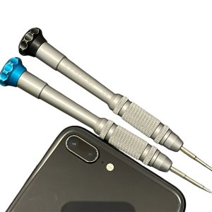 【黒点が映る】iPhone8plus アウトカメラ交換修理