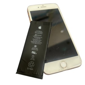 iPhone8のバッテリー交換