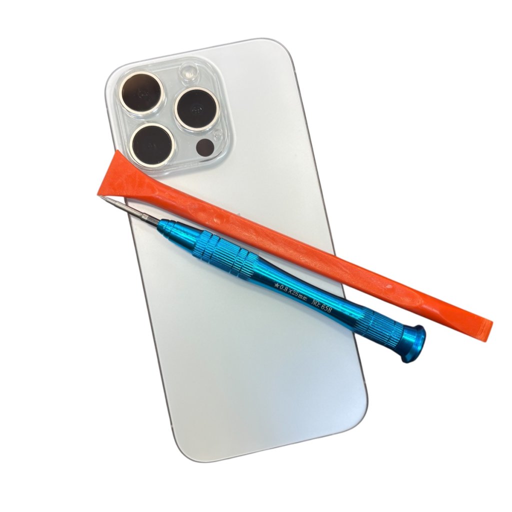 iPhone15Pro アウトカメラ交換修理
