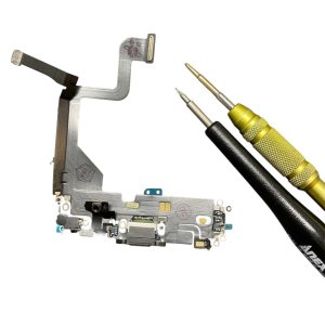 【接触不良】iPhone13Pro  ライトニング 修理