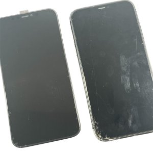 iPhoneXR フロントパネル交換