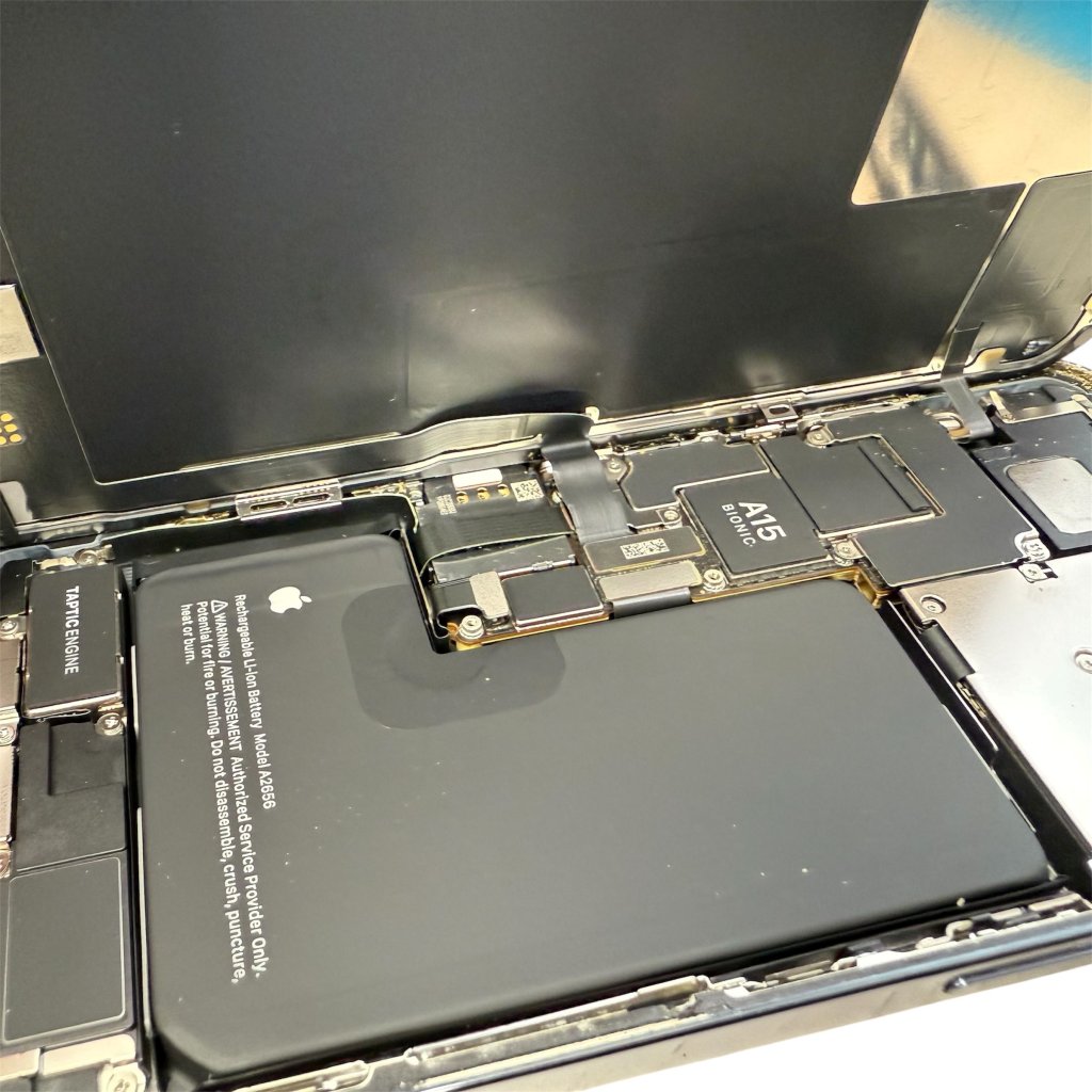 iPhone13Pro バッテリー交換