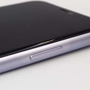 【iPhone11 バッテリー交換】画面が浮く原因はバッテリー膨張|伊勢崎市今泉町