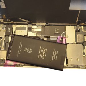 【iPhone13mini バッテリー交換】まだまだ使用できるのにバッテリーの最大容量の低下だけが気になる!!| 根室市花園町