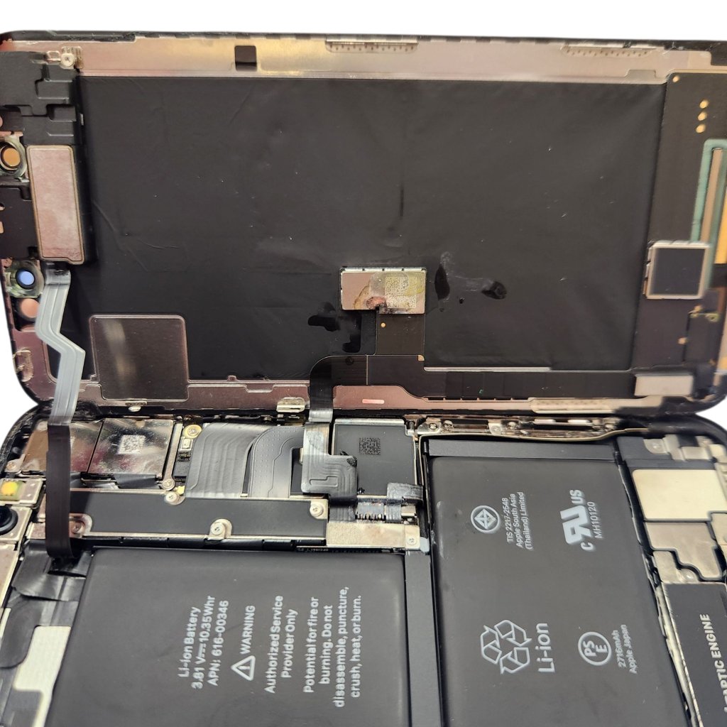 【iPhoneX 水没修理】旅行中に水に濡らしてしまい画面が映らなくなったしまった!急なトラブルにも対応いたします!| 高知県