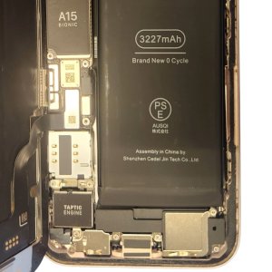 【iPhone13 充電口の交換修理】ケーブルをさしても充電がされない時がある!!不安になったときはすぐにご相談ください。| 根室市駒場町