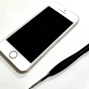 iPhone5-SE バッテリー交換