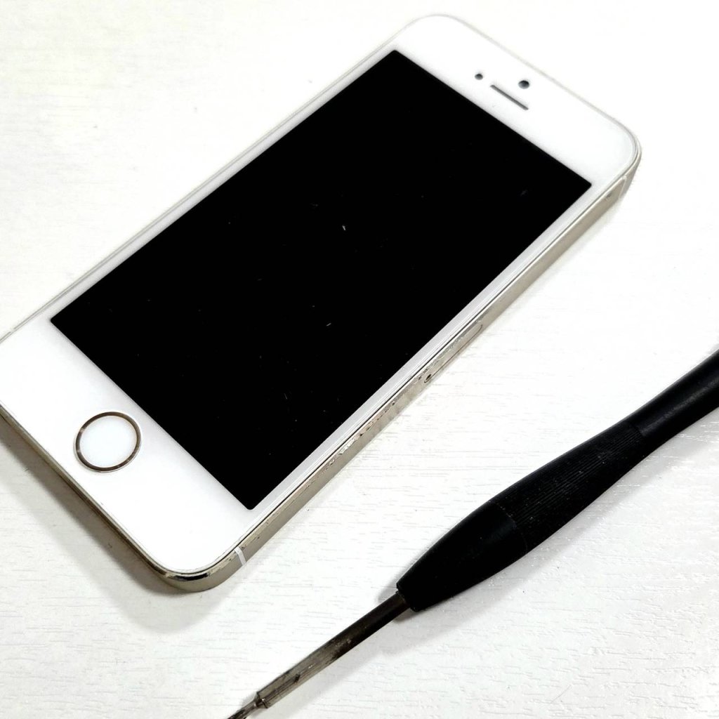 iPhone5-SE バッテリー交換