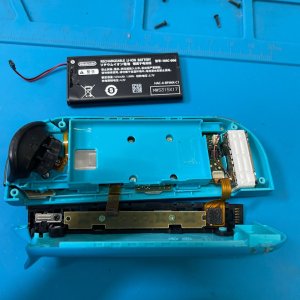 Nintendo Switch ジョイコン修理| 我孫子市浅間前| Switch修理もご予約にて即日対応！