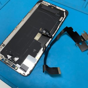 iPhone 11 充電不良 ドック交換修理| 常総市| 充電口交換もご予約で即日お渡しで修理対応しております‼︎