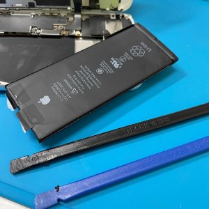 iPhone8Plus バッテリー交換修理| 取手市井野台| バッテリー交換も即日お渡しで修理対応しております‼︎