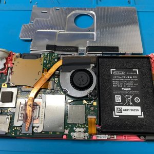 ニンテンドーSwitch lite 液晶交換| 印西市高花| 任天堂の修理も即日対応!