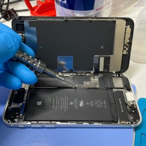 iPhoneSE2 高温に注意！ バッテリー交換| 柏市| バッテリー交換も即日修理致します！