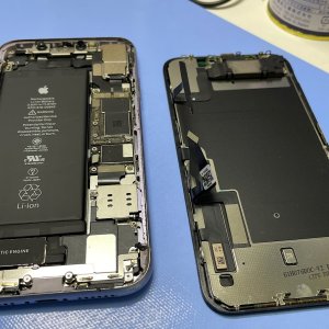 iPhone11 水没による液晶交換| 我孫子市久寺家| 液晶交換も即日お渡しで修理対応しております‼︎