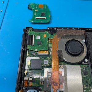 ニンテンドーSwitch ゲームスロット不良 部品交換| 常総市| 任天堂の修理も即日対応!