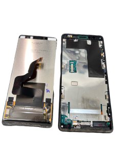 ◎スマホ(iPhone・Android)修理特別フェアー開催中  ◎8月よりAndroid修理再開しました ■Xperia エクスペリア XZ2 Compact ◎膨張したバッテリー交換   ●埼玉県入間市からお越しのお客様