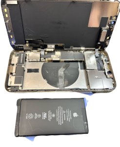 ◎スマホ(iPhone・Android)修理特別フェアー開催中  ◎8月よりAndroid修理再開しました ■iPhone 12Pro ◎バッテリー交換    ●埼玉県入間市からお越しのお客様