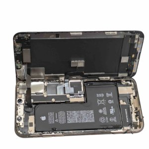 iPhoneXS 水没修理