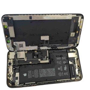 iPhoneXs 水没修理